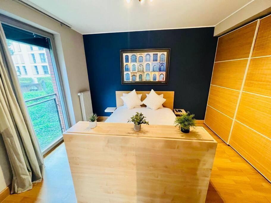 Chic One Bedroom With Parking&terrace-kir22 *